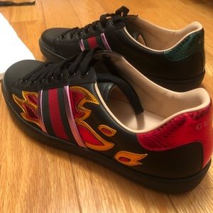 Gucci Ace Flames Black Red Leather Shoes. Men’s Size 8.5. Casual.